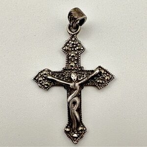Vintage Sterling Silver Marcasite Crucifix Pendant Cross 925 Religious